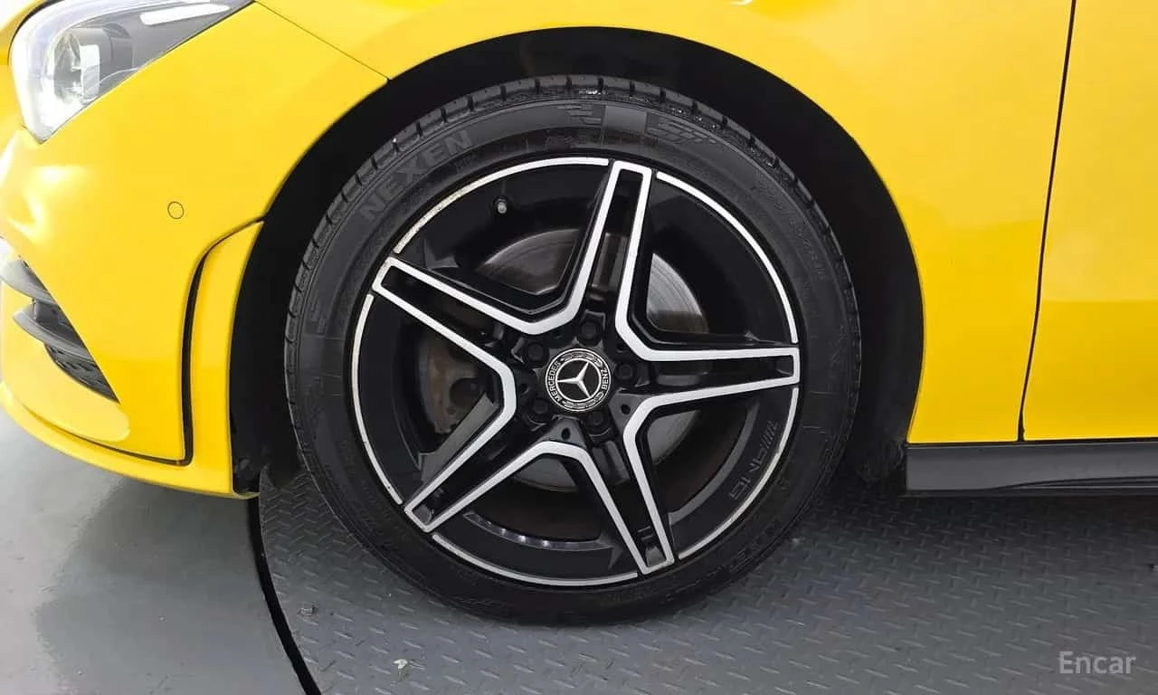 Mercedes-Benz CLA 180 CLA250 4MATIC, снимка 5 - Автомобили и джипове - 56712788