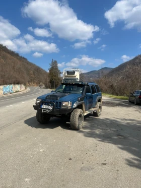 Jeep Grand cherokee 5.2 бензин