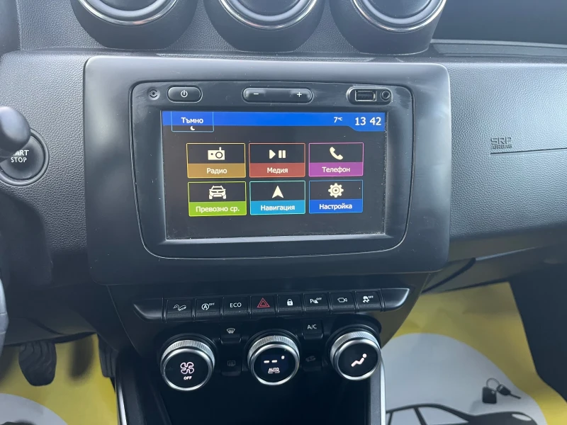 Dacia Duster 4х4, снимка 15 - Автомобили и джипове - 52840140