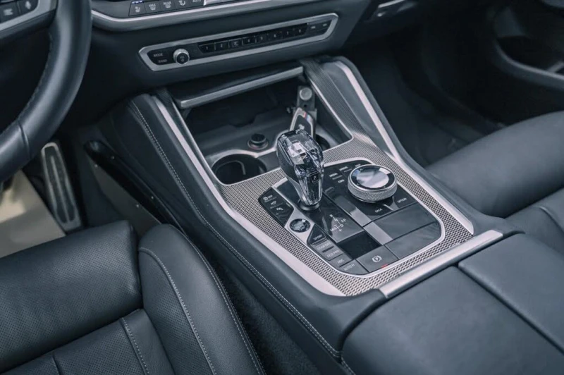 BMW X6 xDrive40i * HUD * АвтоКредит* (ЦЕНА ДО БГ), снимка 13 - Автомобили и джипове - 53246202