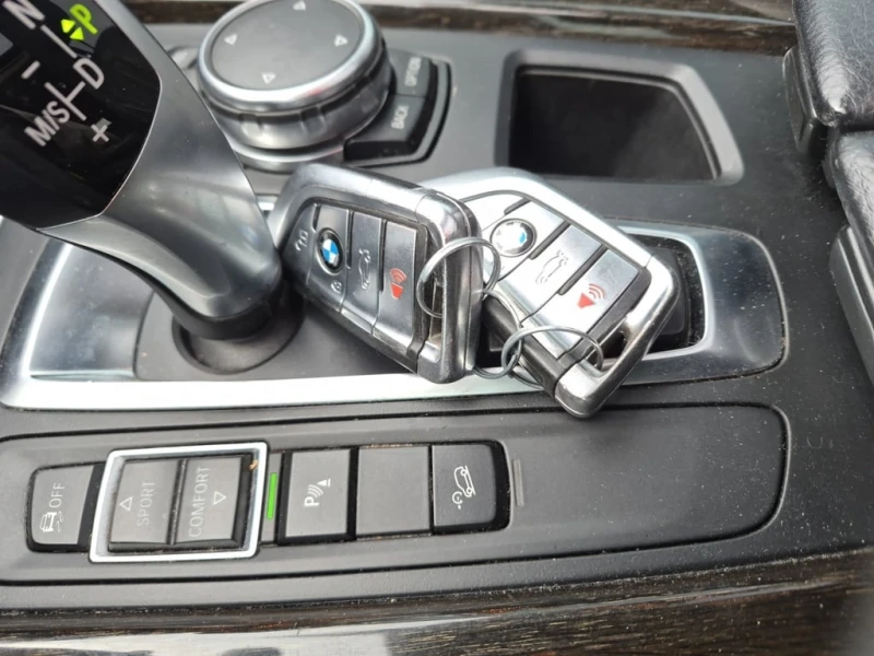 BMW X5 * XDRIVE35I * CARFAX * ДИГИТАЛНО ТАБЛО * ПАНОРАМА, снимка 8 - Автомобили и джипове - 53330677