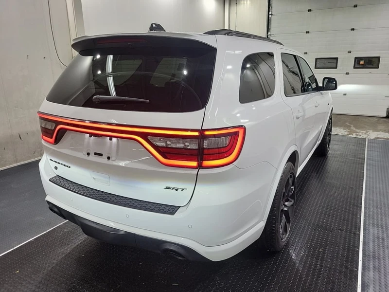 Dodge Durango * SRT 392 PLUS * CARFAX * Без забележки * , снимка 4 - Автомобили и джипове - 53419187