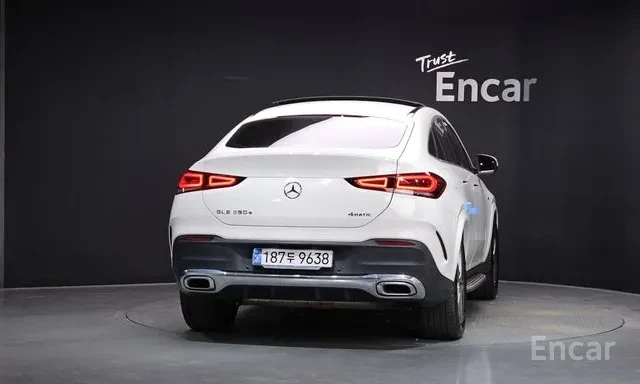 Mercedes-Benz GLE 350 E PLUG-IN HYBRID ОБДУХВАНЕ HEAD UP BURMESTER , снимка 4 - Автомобили и джипове - 55663477