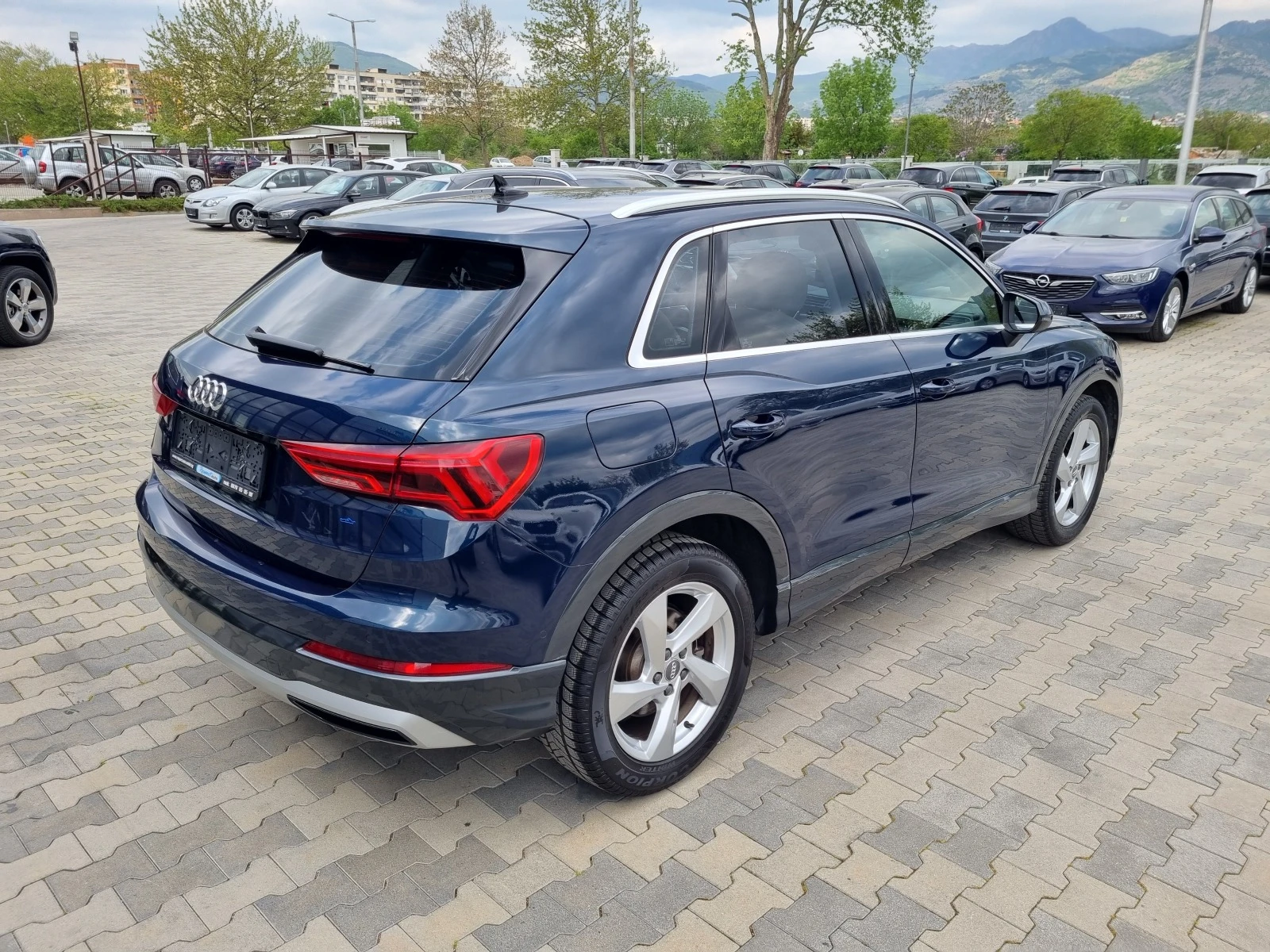 Audi Q3 45 TFSi-QUATTRO* DIGITAL* LED* DISTRONIC* CAMERA - изображение 6