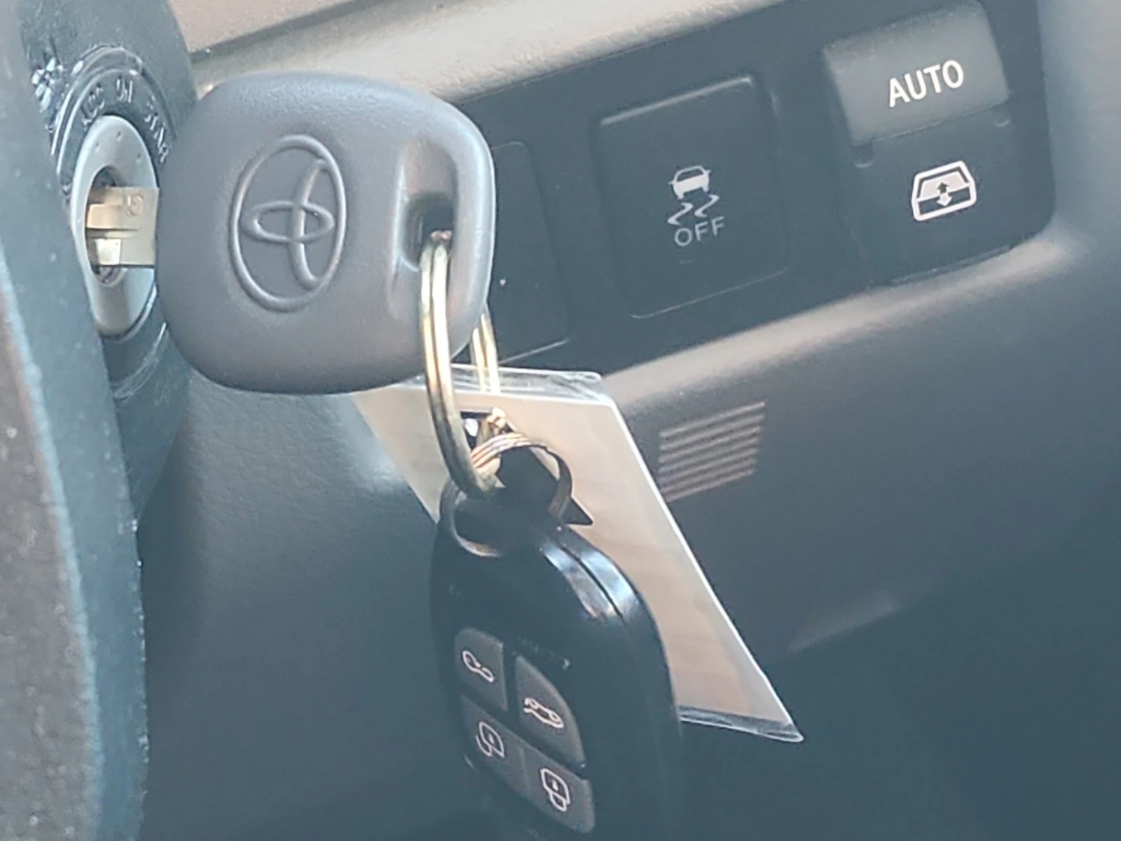 Toyota Sequoia LIMITED * * CARFAX * * АВТО КРЕДИТ * *  - изображение 10