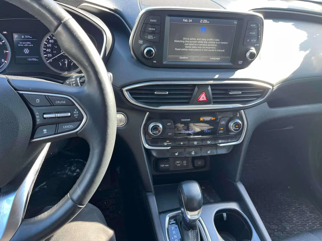 Hyundai Santa fe  PREFERRED /CARFAX /4х4/Подгрев/Нави/ - изображение 8