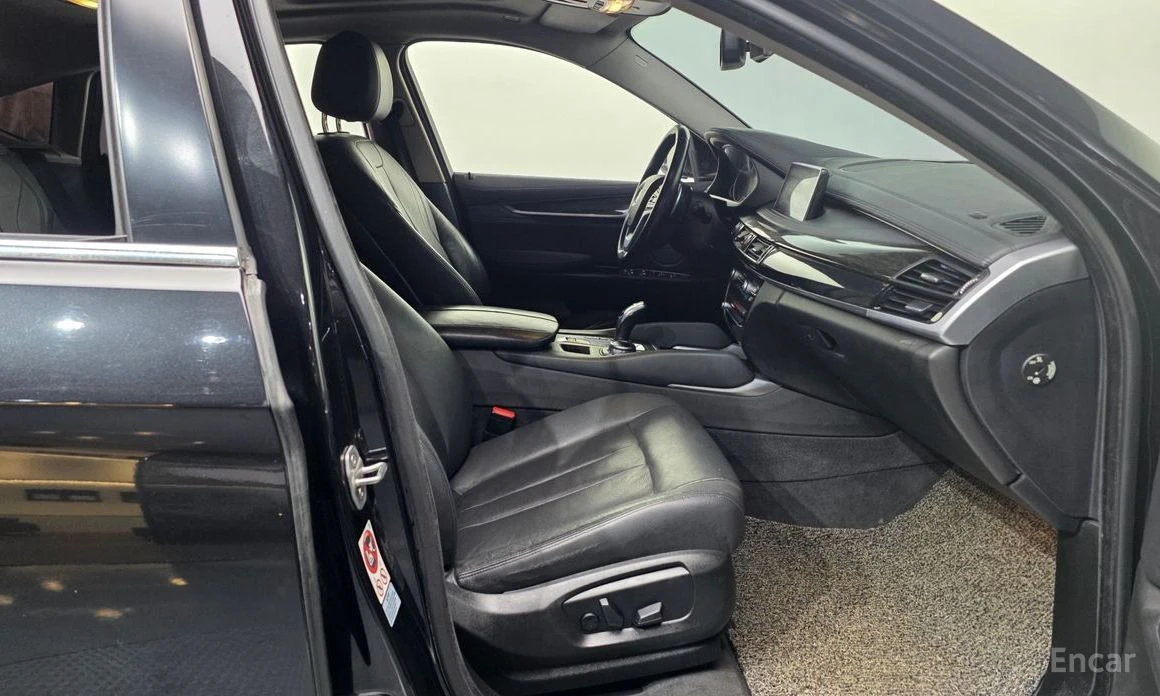 BMW X6, снимка 11 - Автомобили и джипове - 53737557