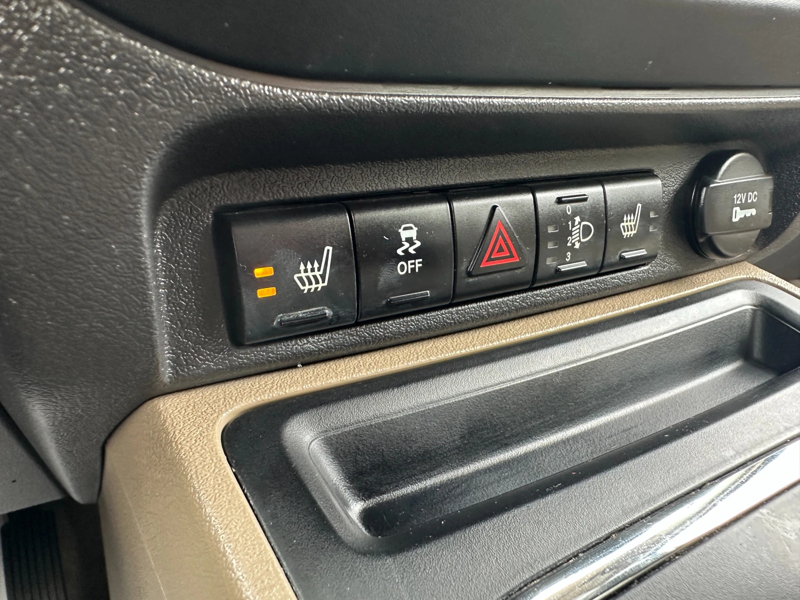 Jeep Compass Автоматик/Бензин/Швейцария, снимка 12 - Автомобили и джипове - 54289864