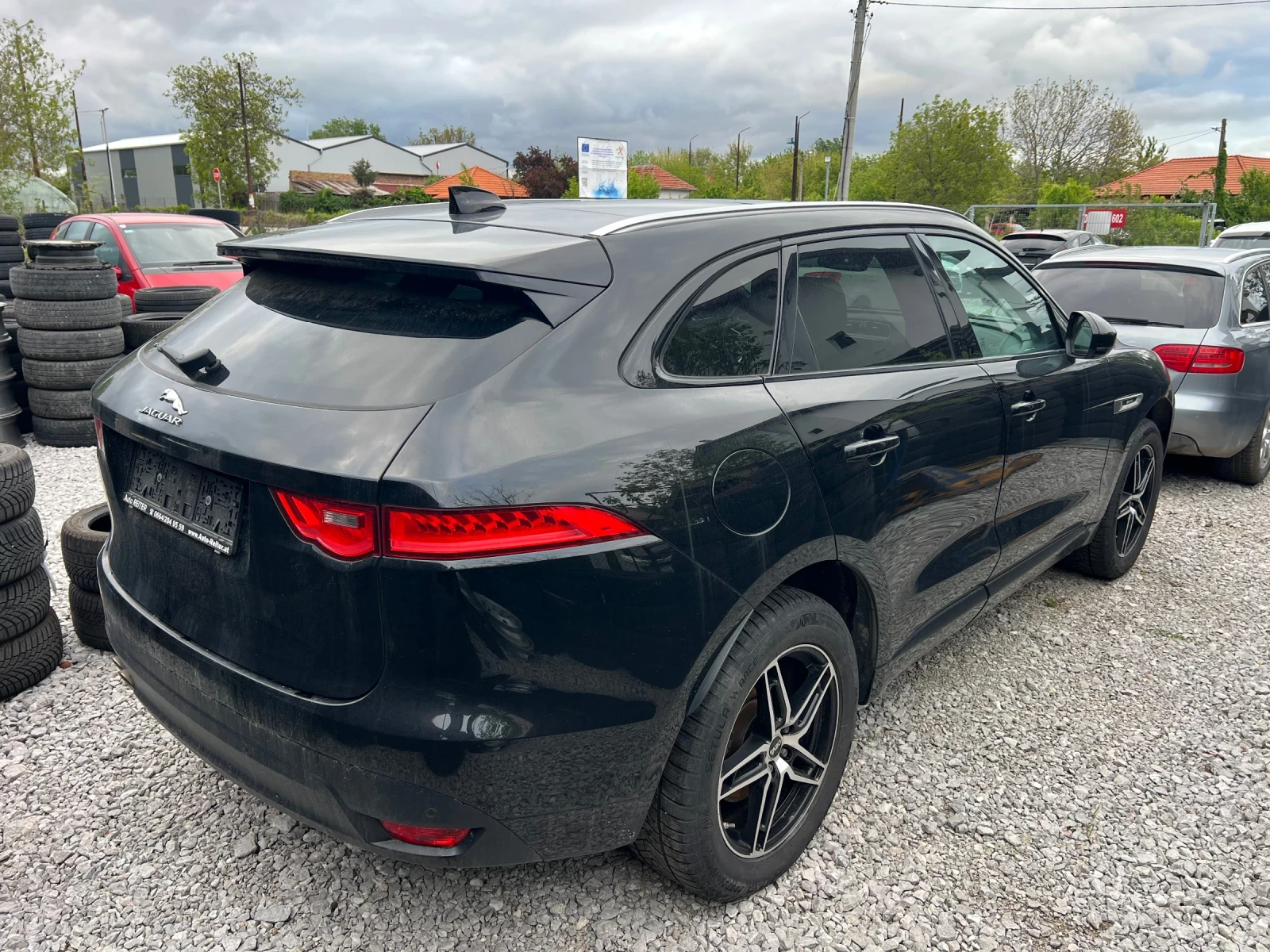 Jaguar F-PACE 2.0 180 евро 6 проблем в мотора нов внос австрия, снимка 4 - Автомобили и джипове - 54414933