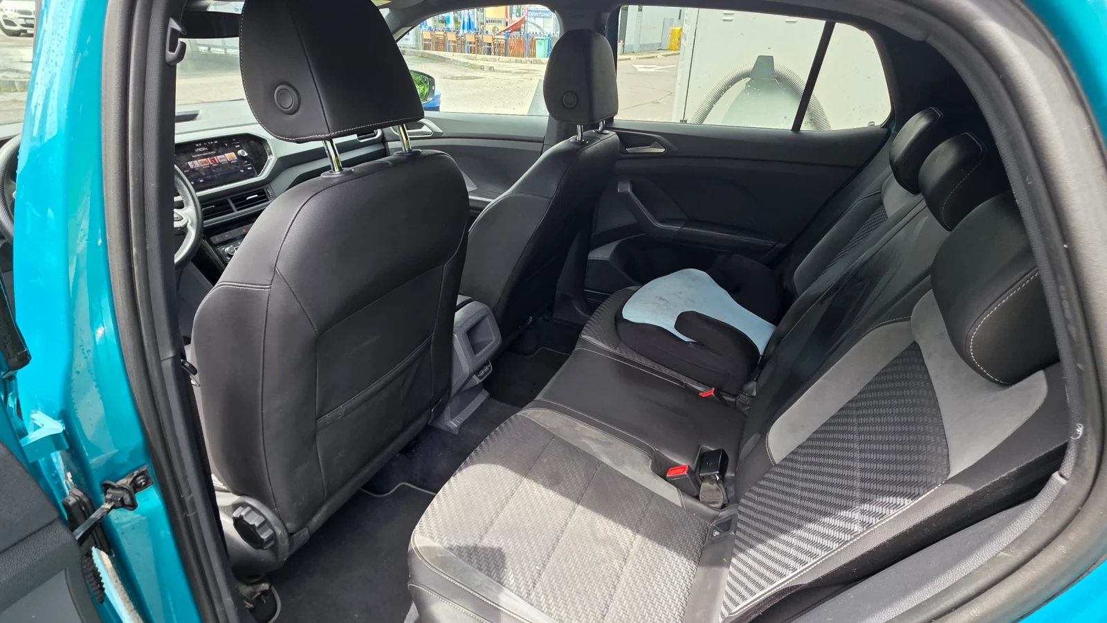 VW T-Cross R line, снимка 7 - Автомобили и джипове - 54750406