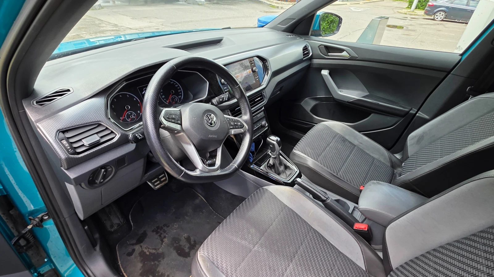 VW T-Cross R line, снимка 6 - Автомобили и джипове - 54750406
