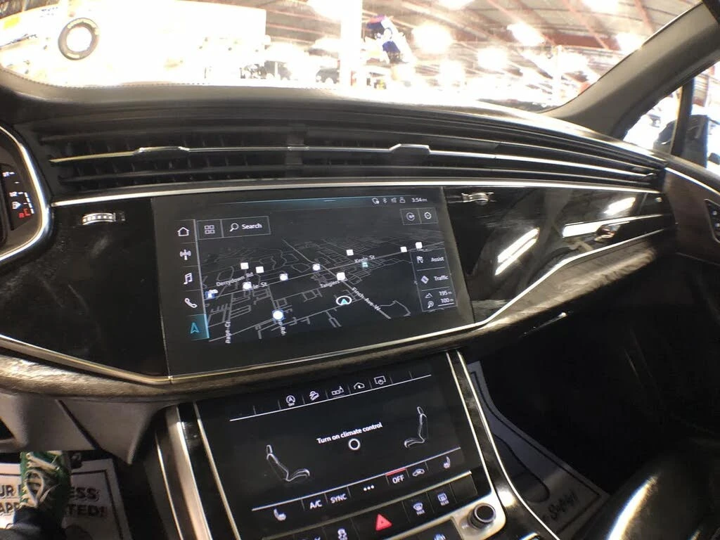 Audi Q7 55 TFSI quattro Komfort, снимка 8 - Автомобили и джипове - 55422151