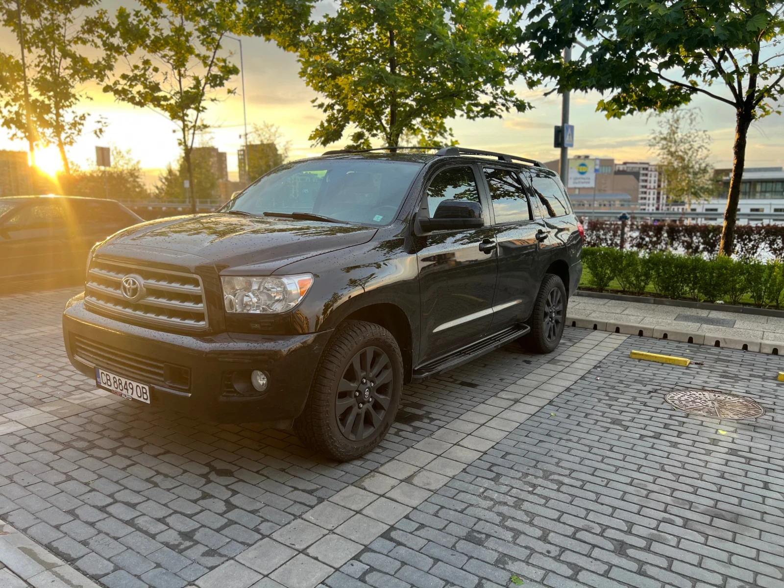 Toyota Sequoia Platinum 