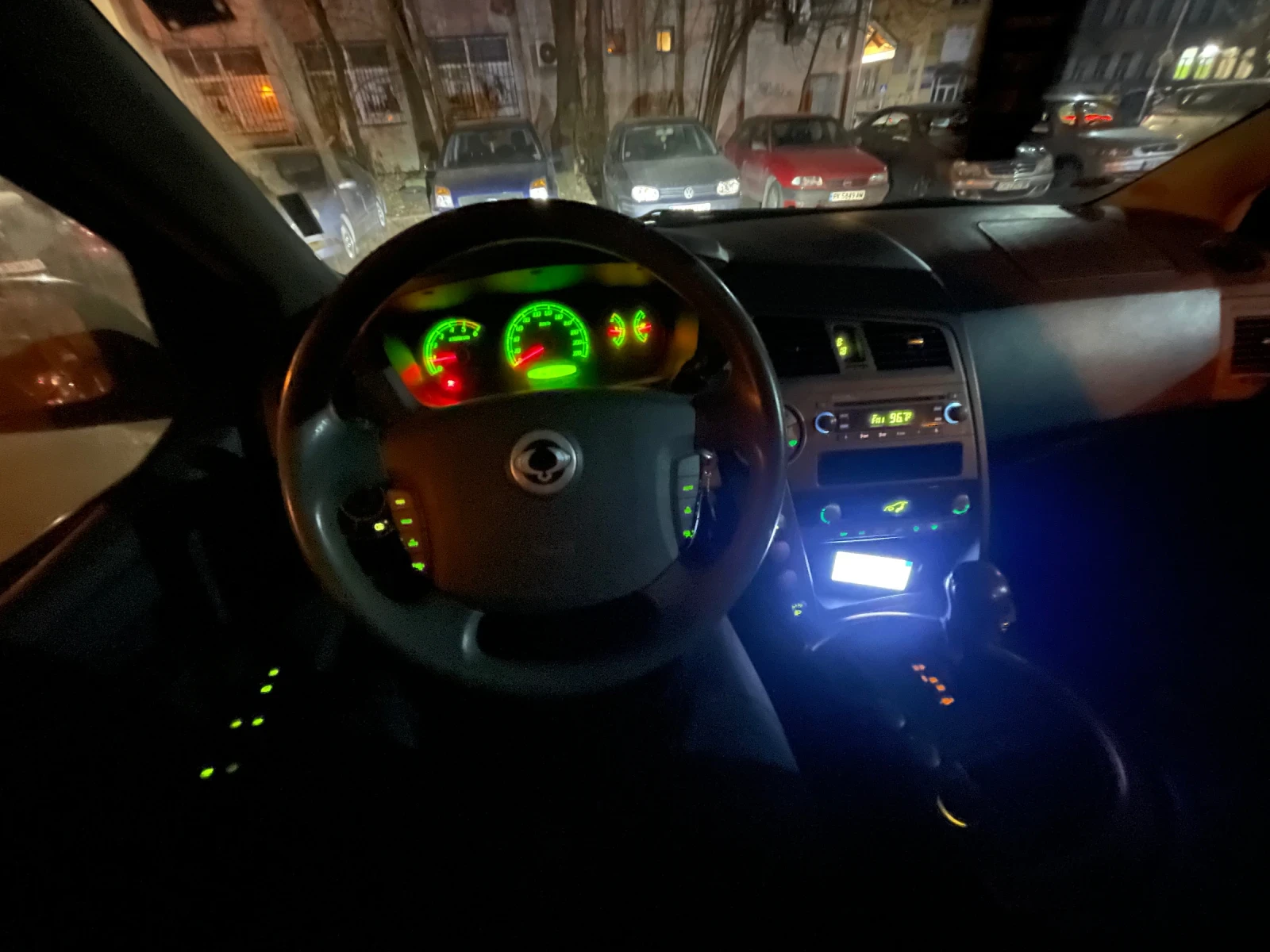 SsangYong Kyron 2.0xdi, снимка 11 - Автомобили и джипове - 56046641