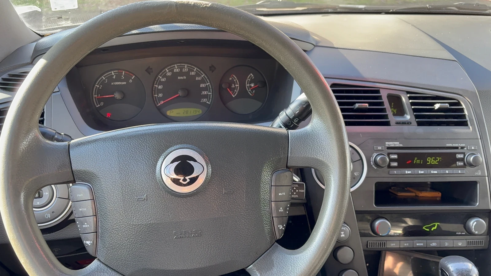 SsangYong Kyron 2.0xdi, снимка 9 - Автомобили и джипове - 56046641