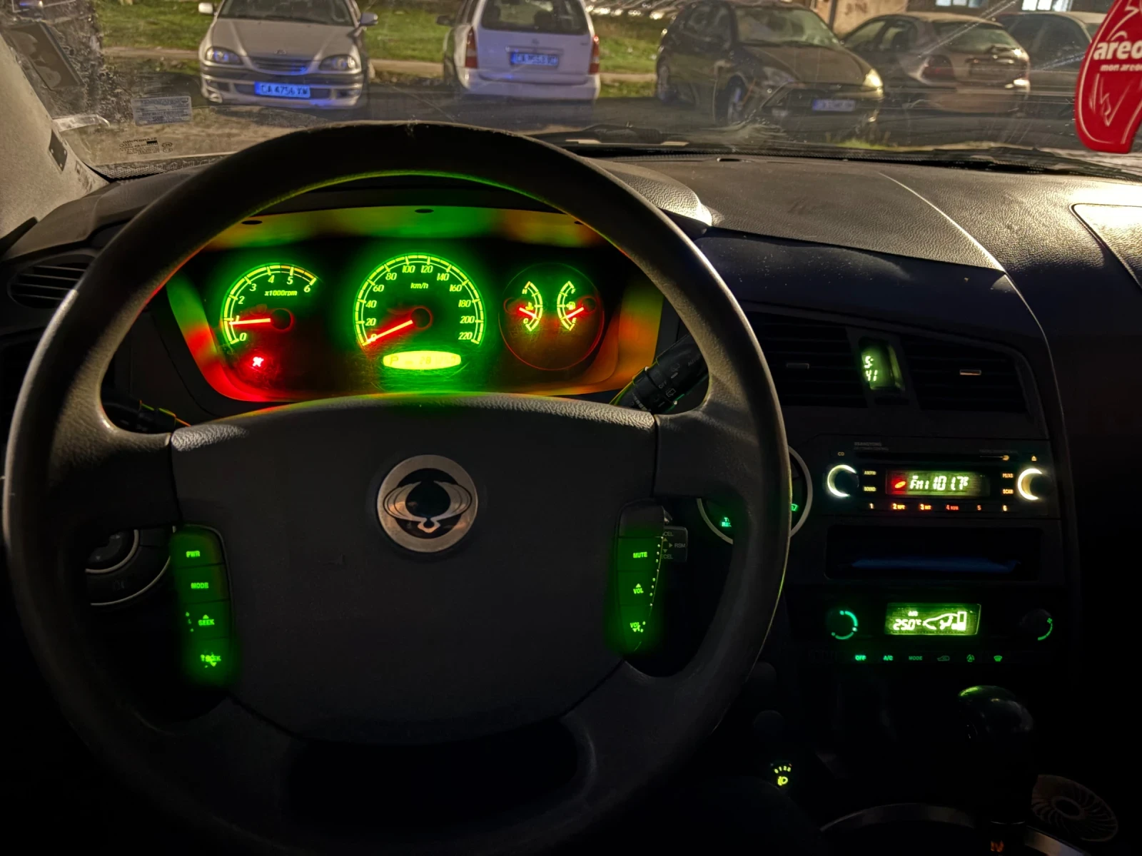SsangYong Kyron 2.0xdi, снимка 13 - Автомобили и джипове - 56046641