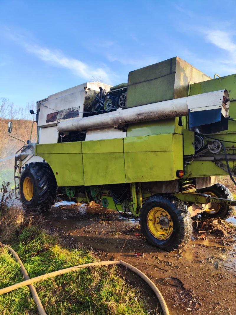 Комбайн Fortschritt E517, снимка 2 - Селскостопанска техника - 52816323