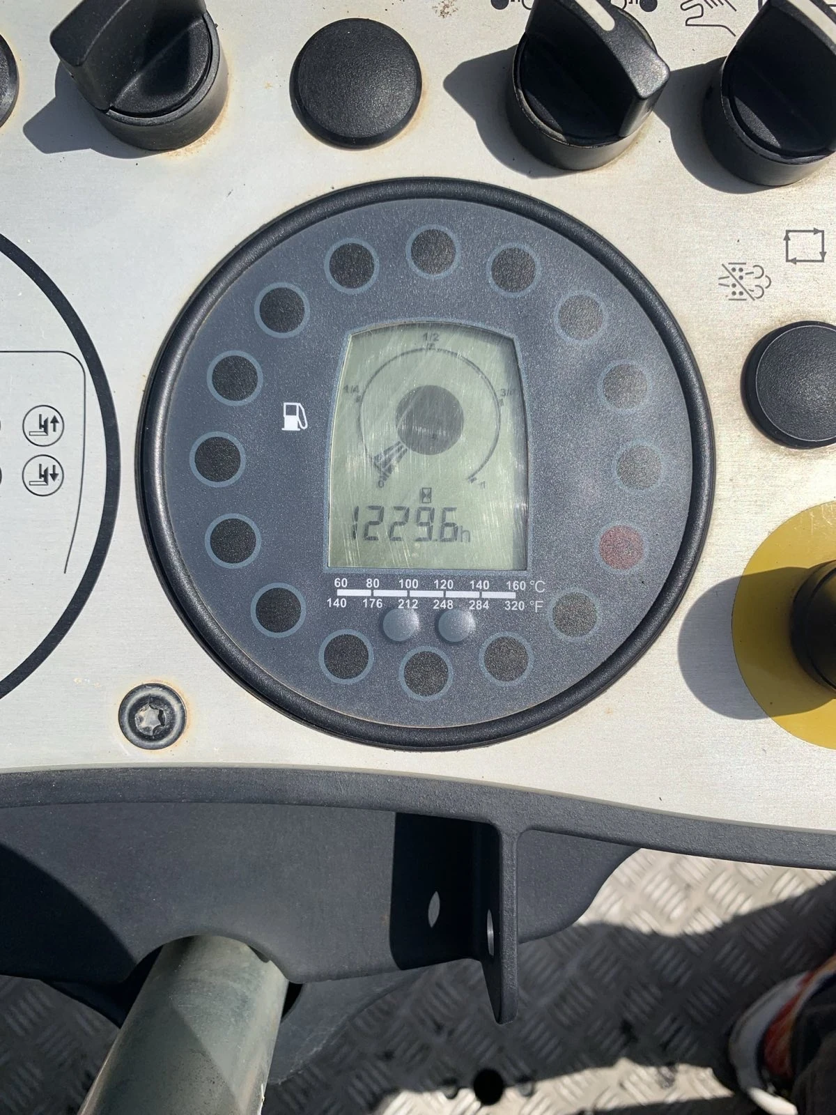 Валяк BOMAG BW 120 AD-5 - изображение 7