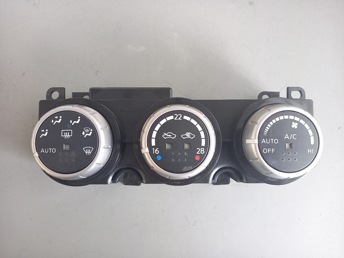     3.5 (3) | Mobile.bg   1