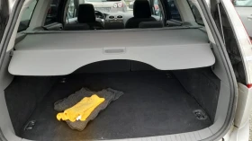 Ford Focus Ghia 1.8, снимка 6