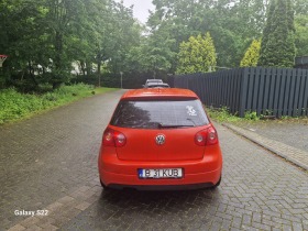 VW Golf, снимка 1 - Автомобили и джипове - 46008952
