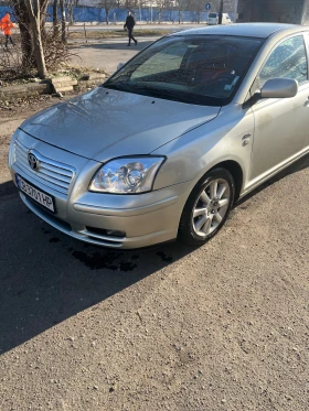 Toyota Avensis седан, снимка 2