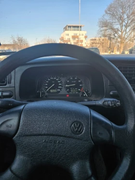 VW Golf 1.6 бензин, 101 к.с., снимка 5