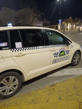 VW Touran, снимка 2 - Автомобили и джипове - 53701229