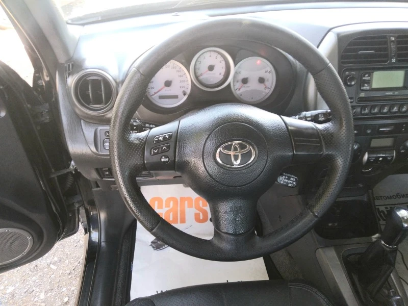 Toyota Rav4 2.0-150к.с.- КОЖА, снимка 11 - Автомобили и джипове - 35261848