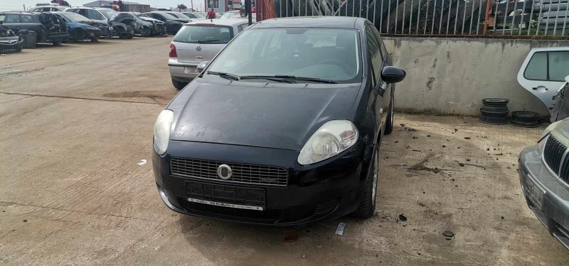 Fiat Punto 1.3, снимка 1 - Автомобили и джипове - 45318504