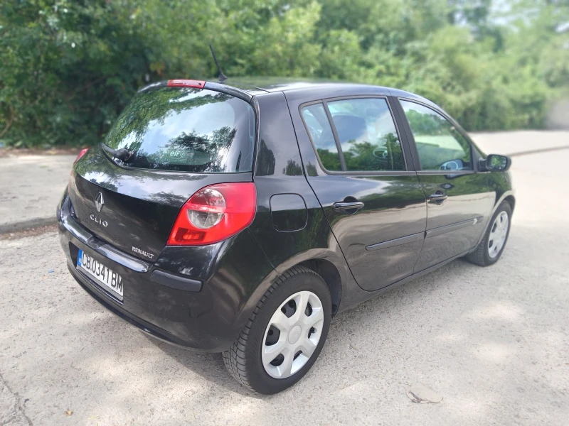 Renault Clio 1.5 Dci, снимка 4 - Автомобили и джипове - 46446355