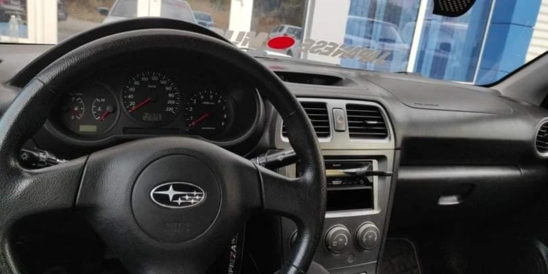 Subaru Impreza, снимка 8 - Автомобили и джипове - 47330053