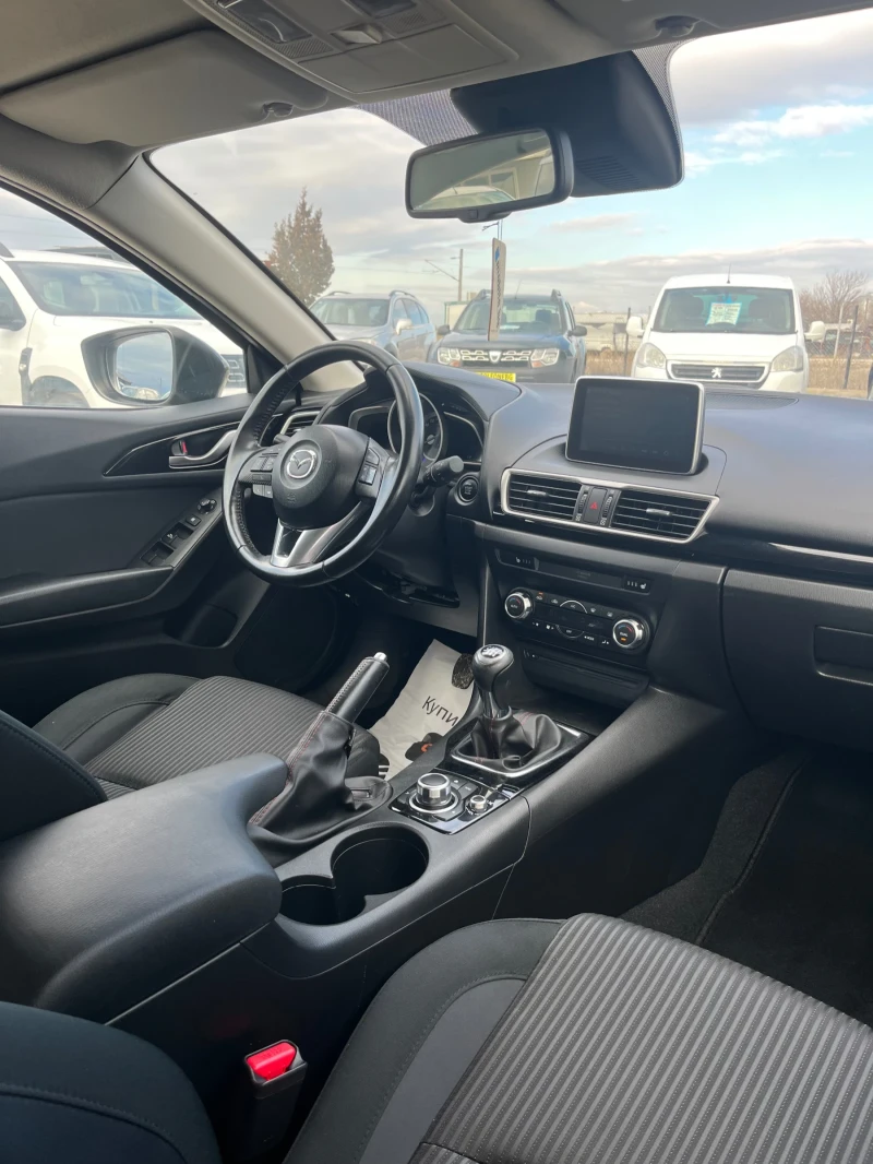 Mazda 3 2.2 SKYACTIV, снимка 9 - Автомобили и джипове - 48390169