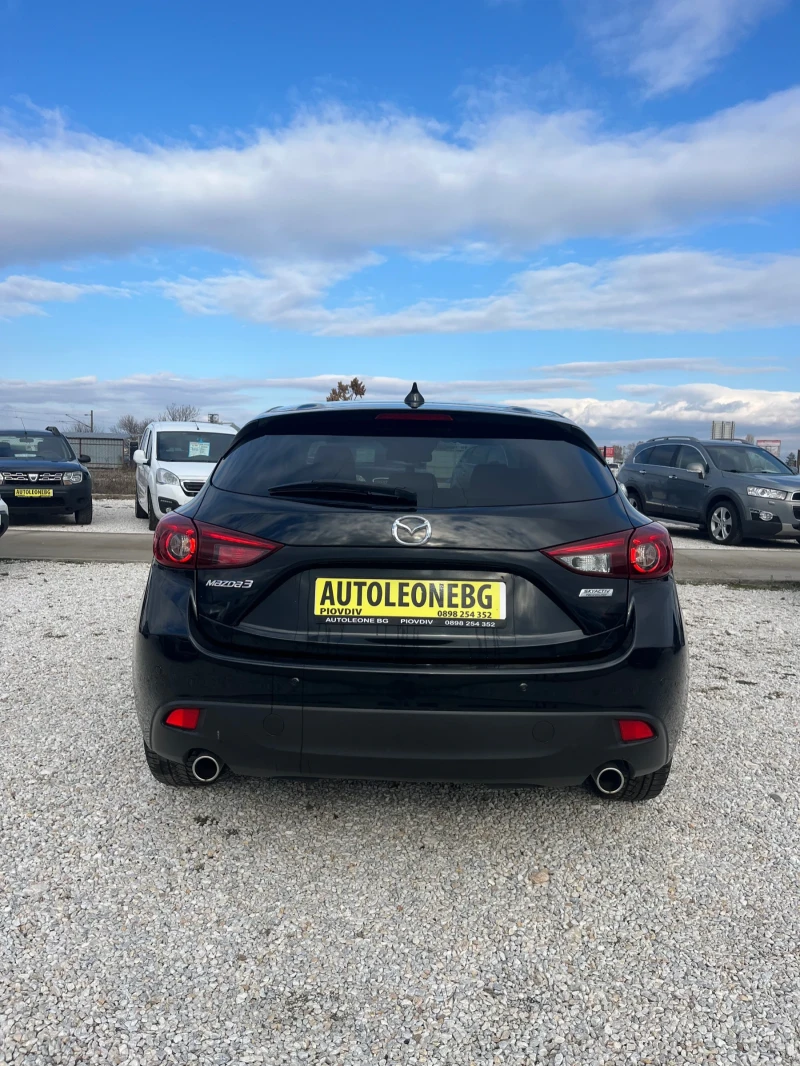 Mazda 3 2.2 SKYACTIV, снимка 5 - Автомобили и джипове - 48390169