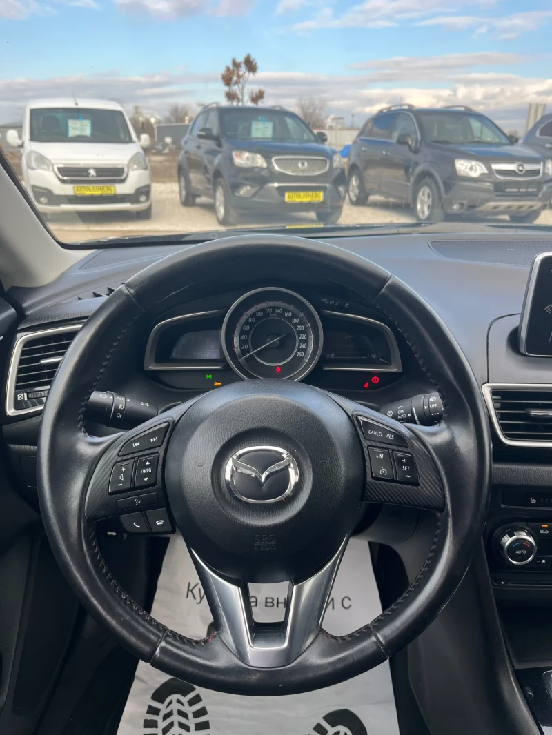 Mazda 3 2.2 SKYACTIV, снимка 11 - Автомобили и джипове - 48390169