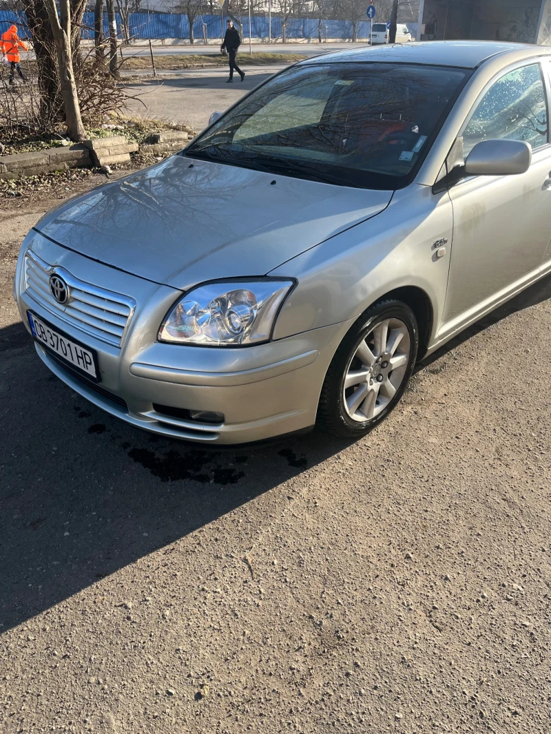 Toyota Avensis седан, снимка 2 - Автомобили и джипове - 48759068