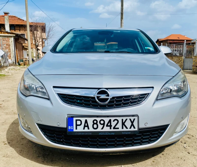 Opel Astra, снимка 1 - Автомобили и джипове - 49514537