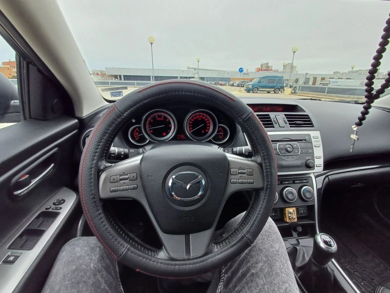 Mazda 6 2.5, снимка 7 - Автомобили и джипове - 52032380