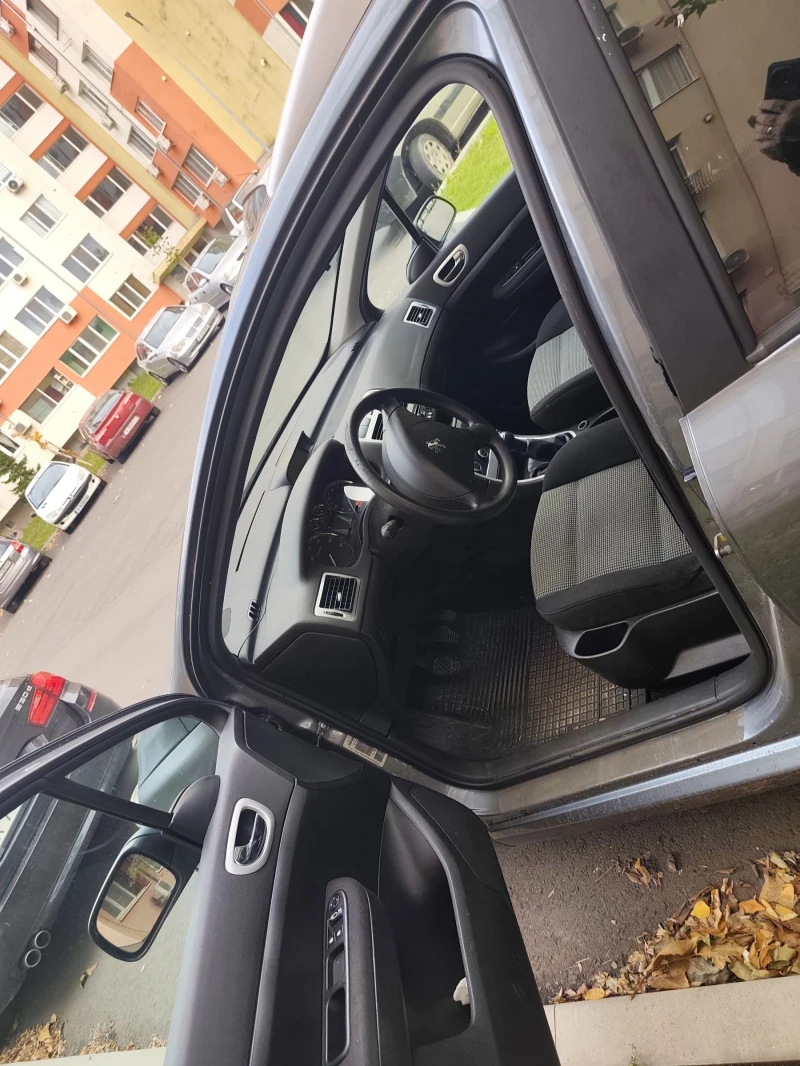 Peugeot 307, снимка 8 - Автомобили и джипове - 52558536