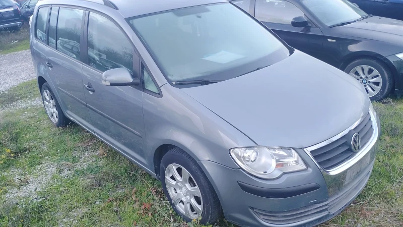 VW Touran 1.6 д 6 ск.