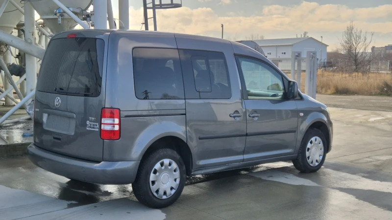VW Caddy TDI, снимка 2 - Автомобили и джипове - 53497777