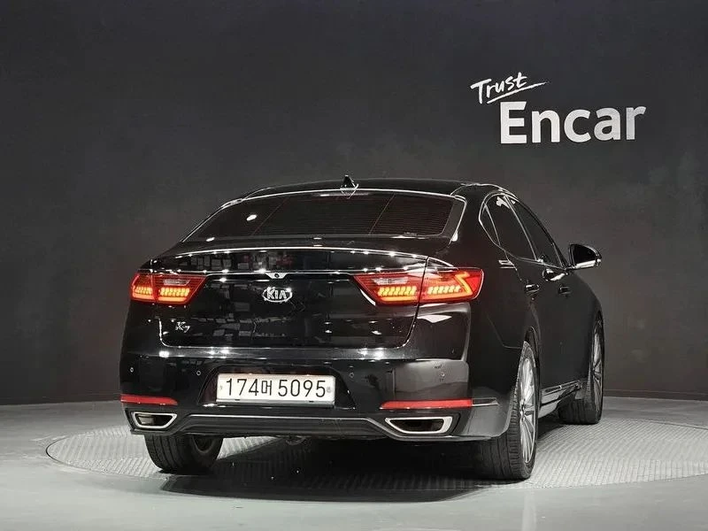 Kia K7, снимка 4 - Автомобили и джипове - 56689471