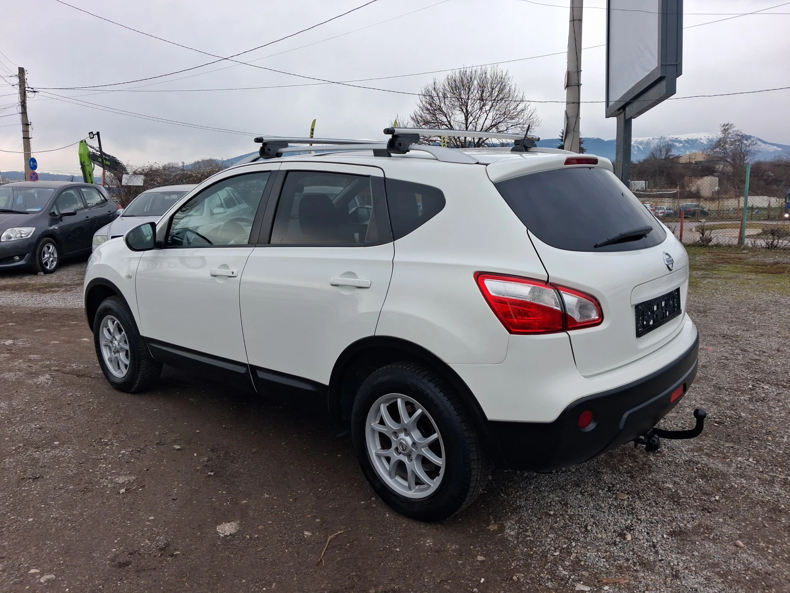 Nissan Qashqai 2.0-141�.�.NAVI ;4�4; ��������� | Mobile.bg � ����������� 6