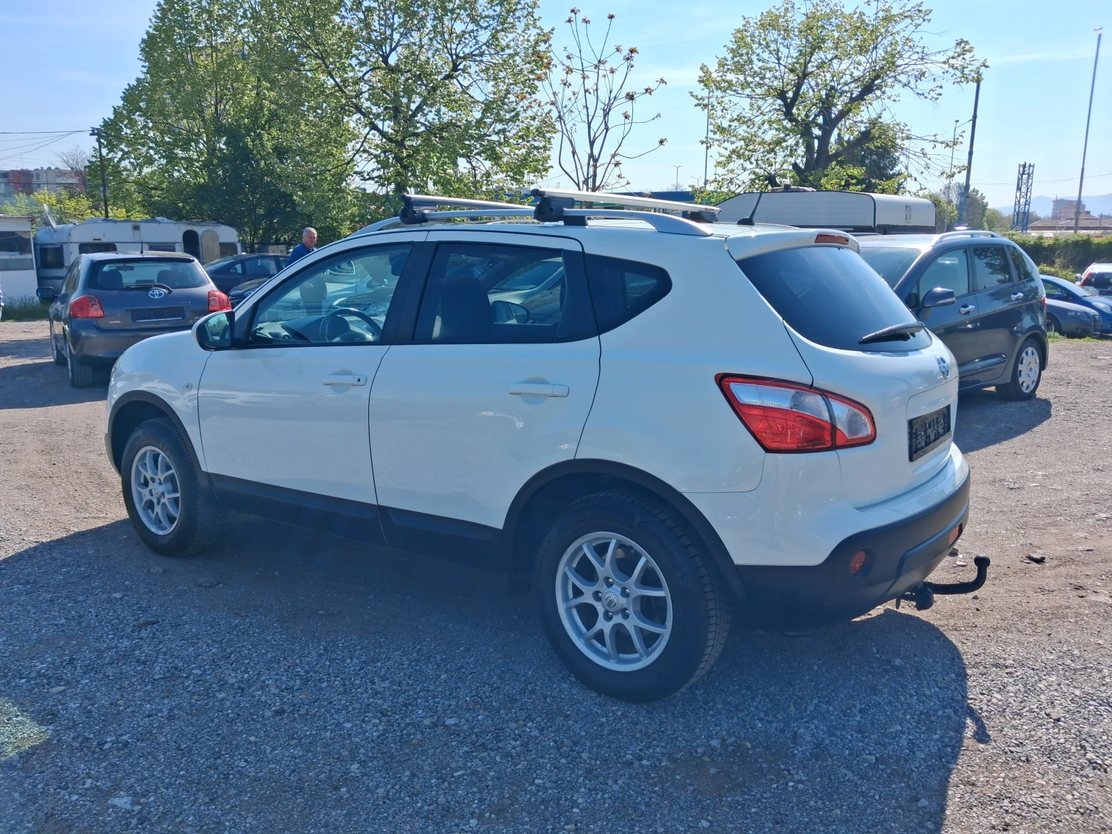 Nissan Qashqai 2.0-141�.�.NAVI ;4�4; ��������� | Mobile.bg � ����������� 5