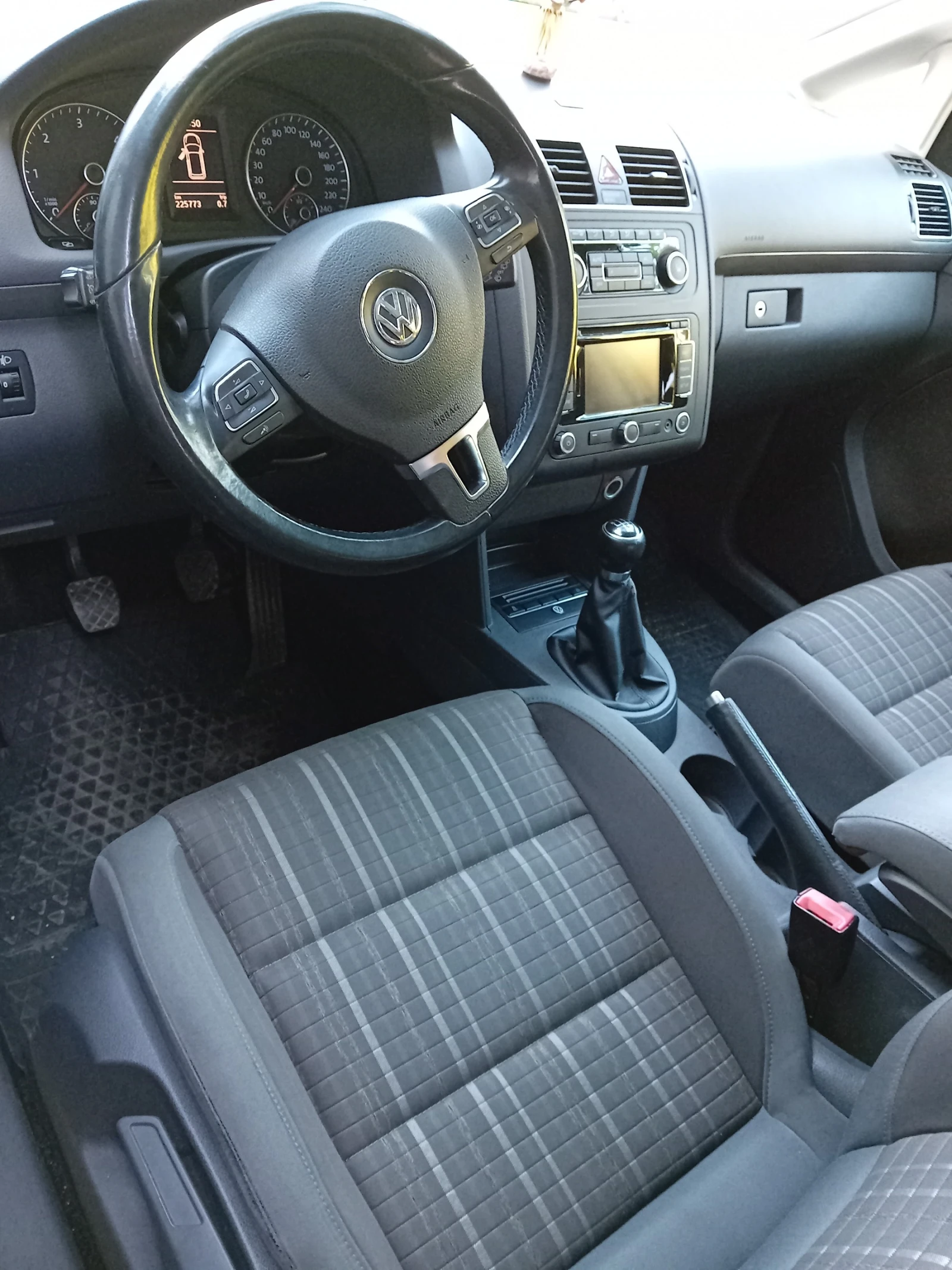 VW Touran CROSS TOURAN 2.0 TDI - изображение 5