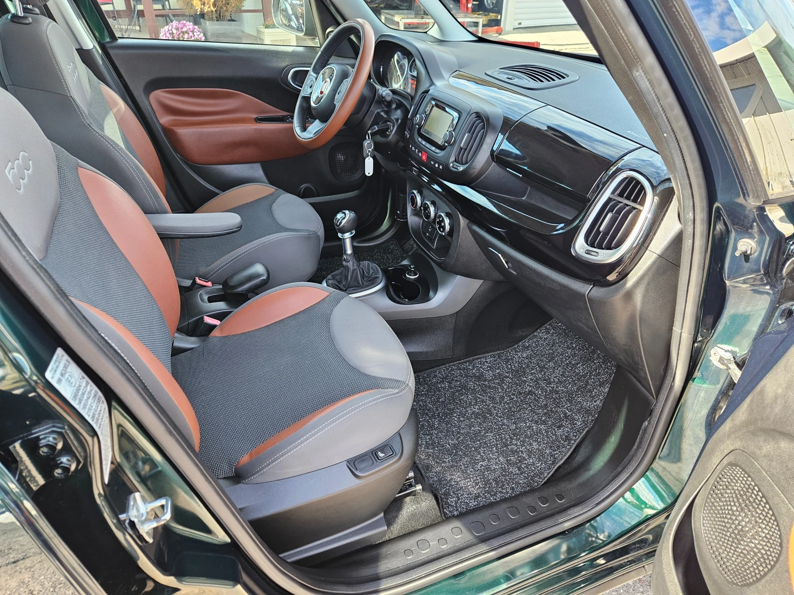 Fiat 500L 1.6M-JET/6ск/ACC/NAVI/БЛУТУТ/EURO5B | Mobile.bg — изображение 15