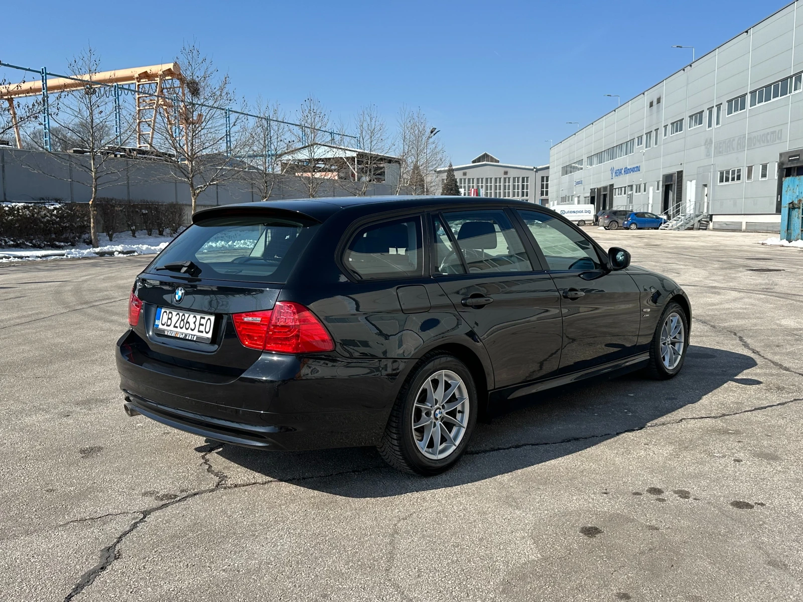 BMW 320 D Фейслифт 4x4 - изображение 4