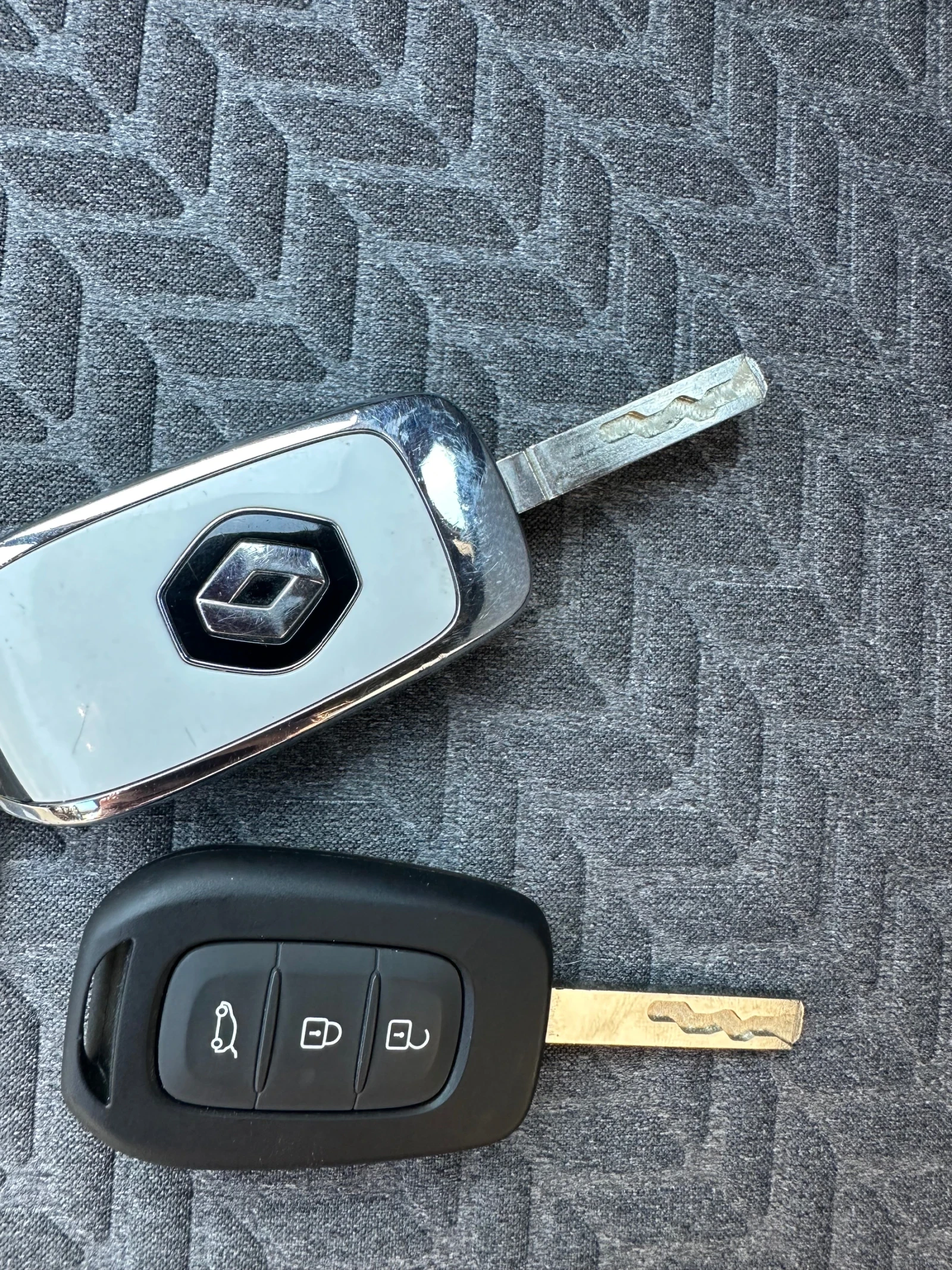 Renault Clio | Mobile.bg � ����������� 14
