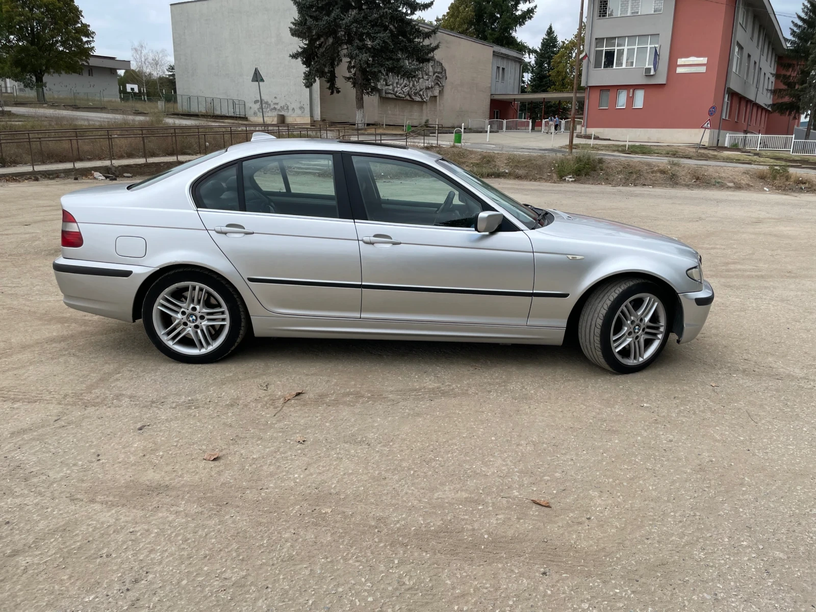 BMW 330 xi - изображение 8