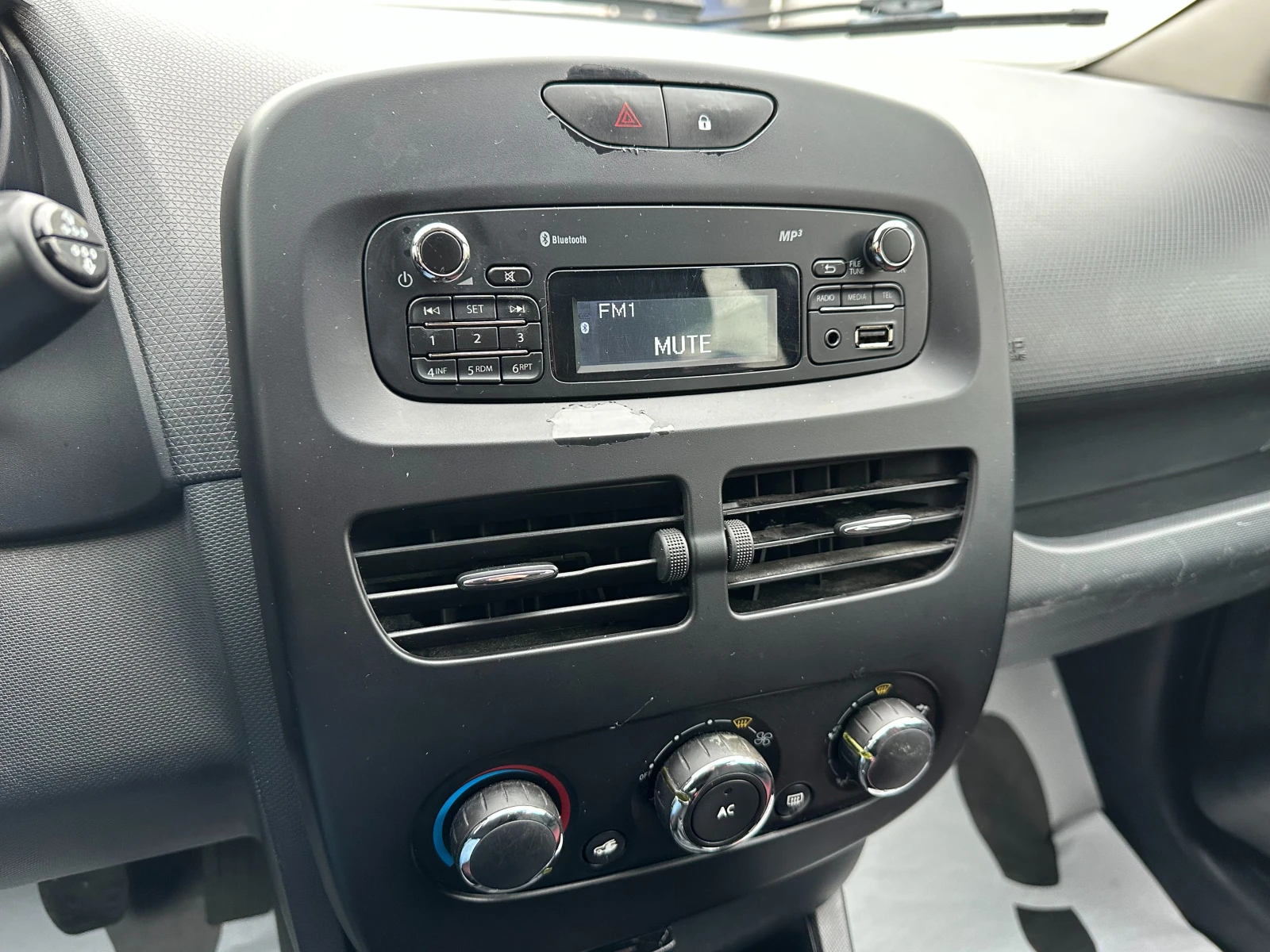 Renault Clio /1.2i 73 ..  | Mobile.bg   13